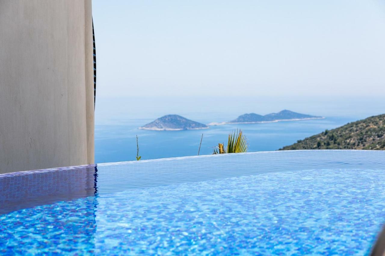 Villa Excellence- Hill