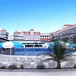 Dream World Resort & Spa