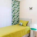 Family Apart-Hotel 