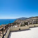 Villa Mira Kalkan -Close To City Center-
