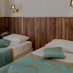 Elijah Hotel