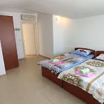 Sunny Duplex In King Selene
