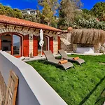 Kale Suites, Heated Pool In Winter, Adults Only
