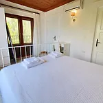 Villa Castle, Sea View, 3 Bedroom, Private Pool, Close To Beach