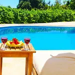 Villa Ela