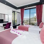Villa Pelit