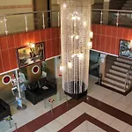 Berrak Su Hotel