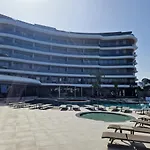 Via Mar Residence