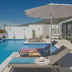 Sefam-Kalkan'Da 2+1 Jakuzili Balayi Villasi