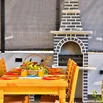 Villa Summery