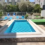 Family Apart-Hotel 