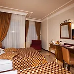 Rox Resort Hotel
