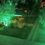 Side Leon Otel