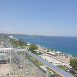 Antalya Konyaaltinda Muhtesem Gemi Ev