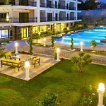 Alanya, Kargicak Mahallesi, Toprak Palace Residence, Blok Б, Аланья,