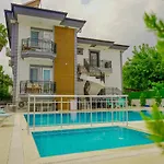 Roxapart Hotel