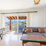 Invigorating Villa With Shared Pool In Kas