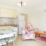 Tugce Apartments