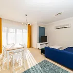 Flat With Balcony And Shared Pool In Belek