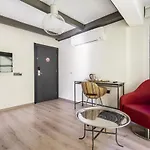 Delightful Flat Near Hadrians Gate