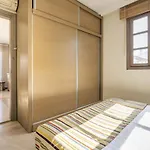 Glamorous Flat With Jacuzzi Near Hadrians Gate