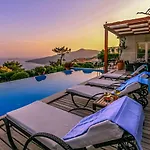 Infinity View Villa
