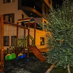 Cleopatra Twin Towers Apartment III