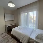 Spacious Flat Close To Sea'4'