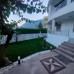 Villa King