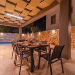 Villa Simurg