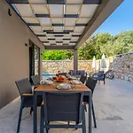 Villa Simurg