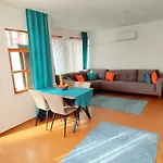 Manolyam Suit 2 . 1+1 Daire Merkez