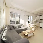 Refreshing Flat With Excellent Location In Alanya