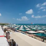 Miramare Beach Hotel