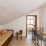 Korsan Apartment No.12