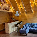 Big Tree Bungalow Villas