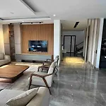 Modern Luxury Villa