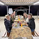 Mavi Cennet Camping Caravan