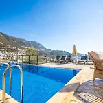 Villa Royal 2