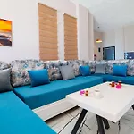 Villa Jade