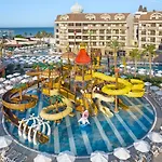 Kirman Belazur Resort & Spa