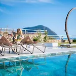 Kalkan Kalamar Koyunda Denize Sifir Oezel Platformlu Villa Elena 2