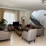 Mesan Golfing Villa