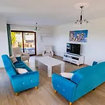 Villa Kaya