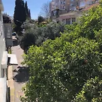 Kaleici Muhtesem Konum Deniz Yakini 1+0 Oezel Ev