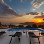 Villa La Mer Comfort Suite
