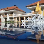 Yonca Hotel