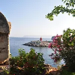 Nur Hotel