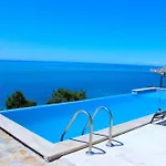 Villa Smiles 3