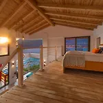 Mandalina Suites (Adults Only)